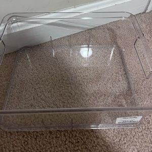Storage bin
